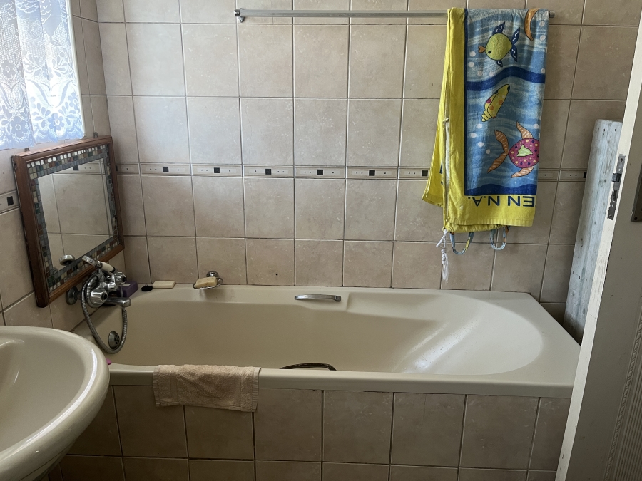 3 Bedroom Property for Sale in Heiderand Western Cape